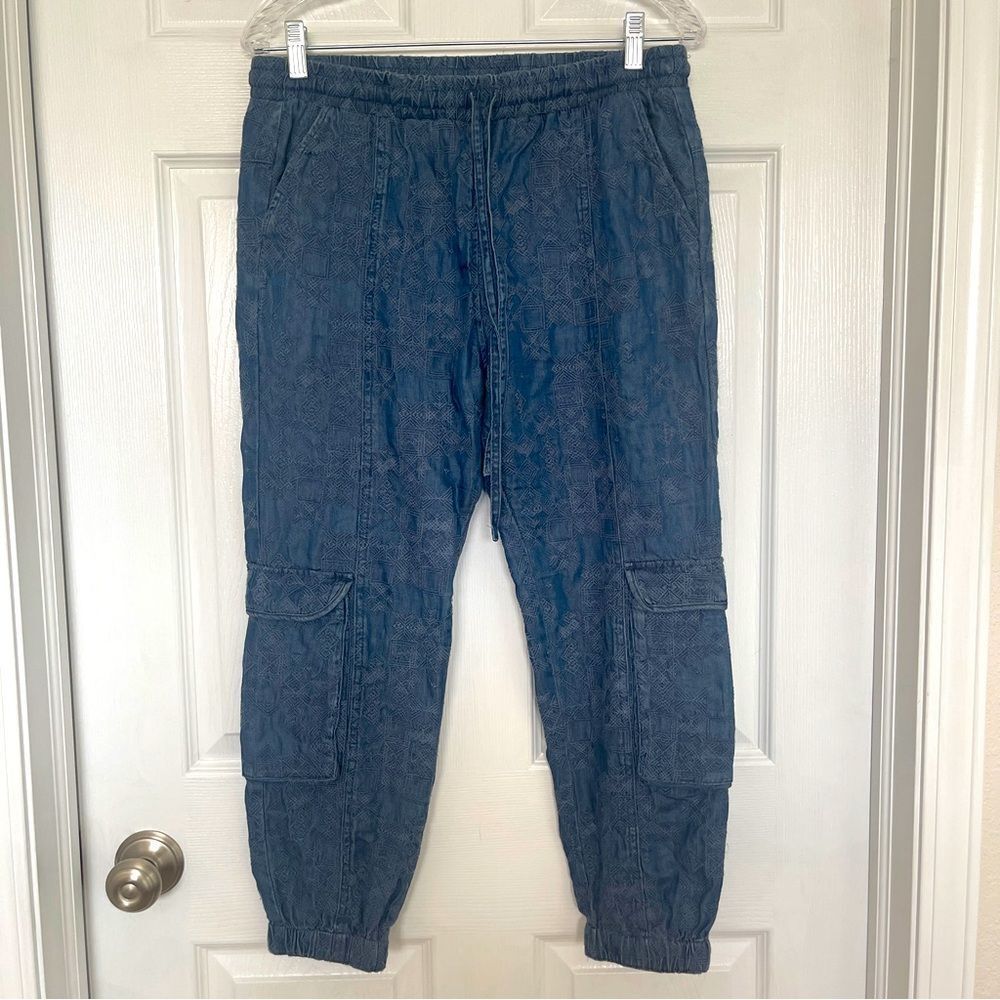 Johnny Was Pace Embroidered Denim Jogger/Cargo Pant Sz S Gently Loved - Picture 2 of 7